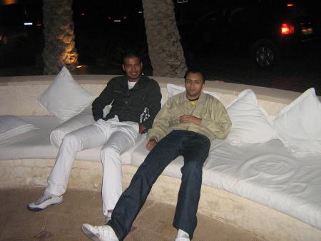 moi et mouss avan d rentr� en boite